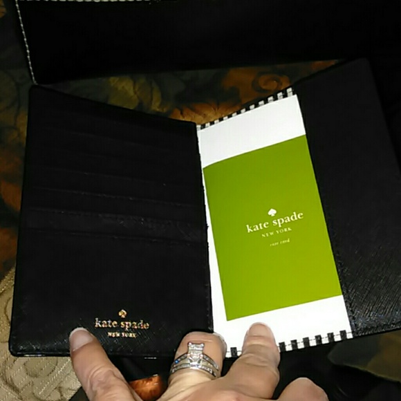 Kate Spade ♠ Wellesley Satchel - Picture 7 of 8